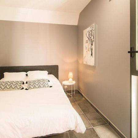 Апартаменти Le Coin Cosy Avec Balcon Terrasse Parking Prive Et Linge De Lit Compris Сарла-ла-Канеда Екстер'єр фото