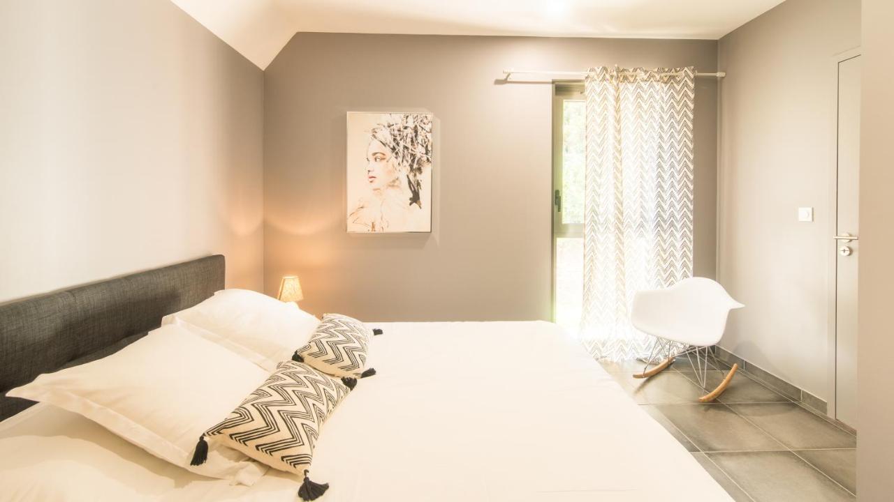 Апартаменти Le Coin Cosy Avec Balcon Terrasse Parking Prive Et Linge De Lit Compris Сарла-ла-Канеда Екстер'єр фото
